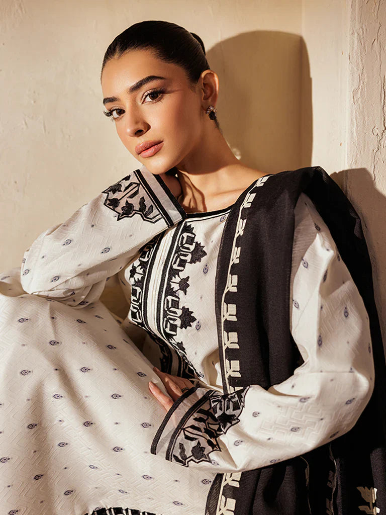 Amari Jacquard - 05