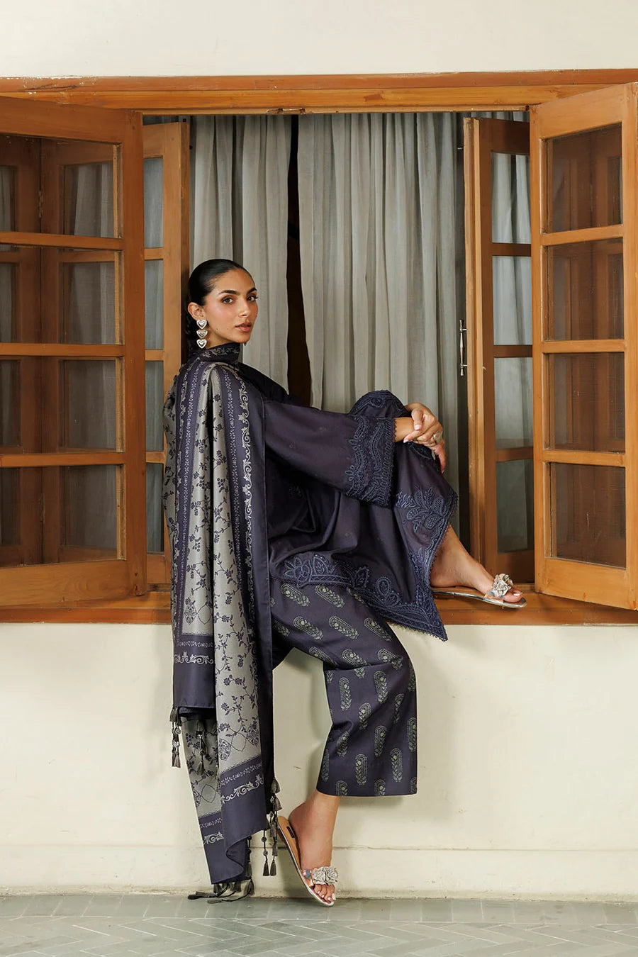 Iznik - Pre-Fall'26 - Printed Embroidered Viscose - IPF-30