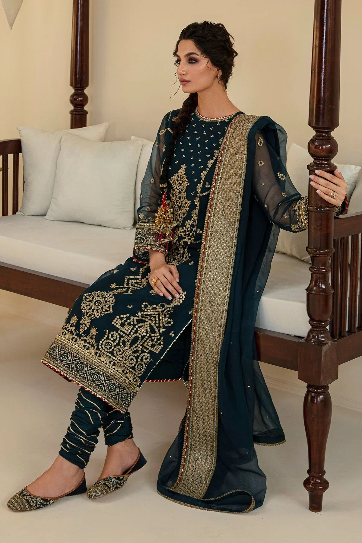 EMBROIDERED CHIFFON UF-393