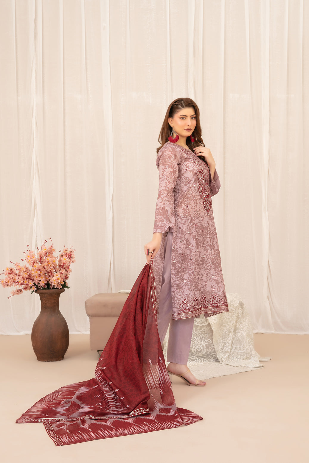 D-3426 - Saniyah