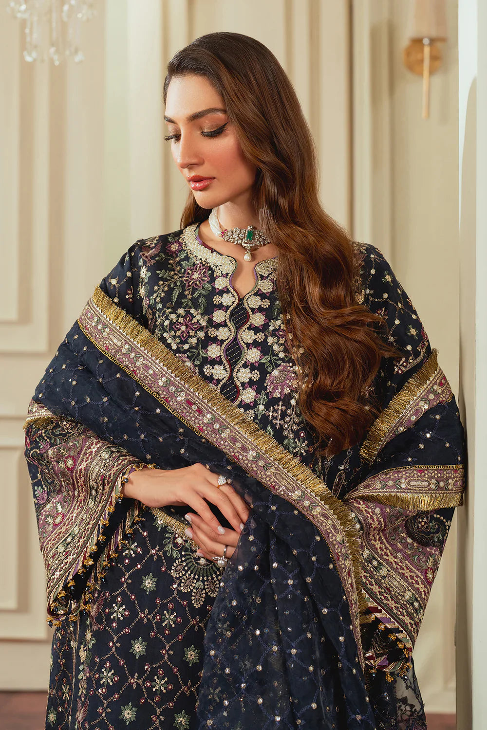 EMBROIDERED SILK CH13-07