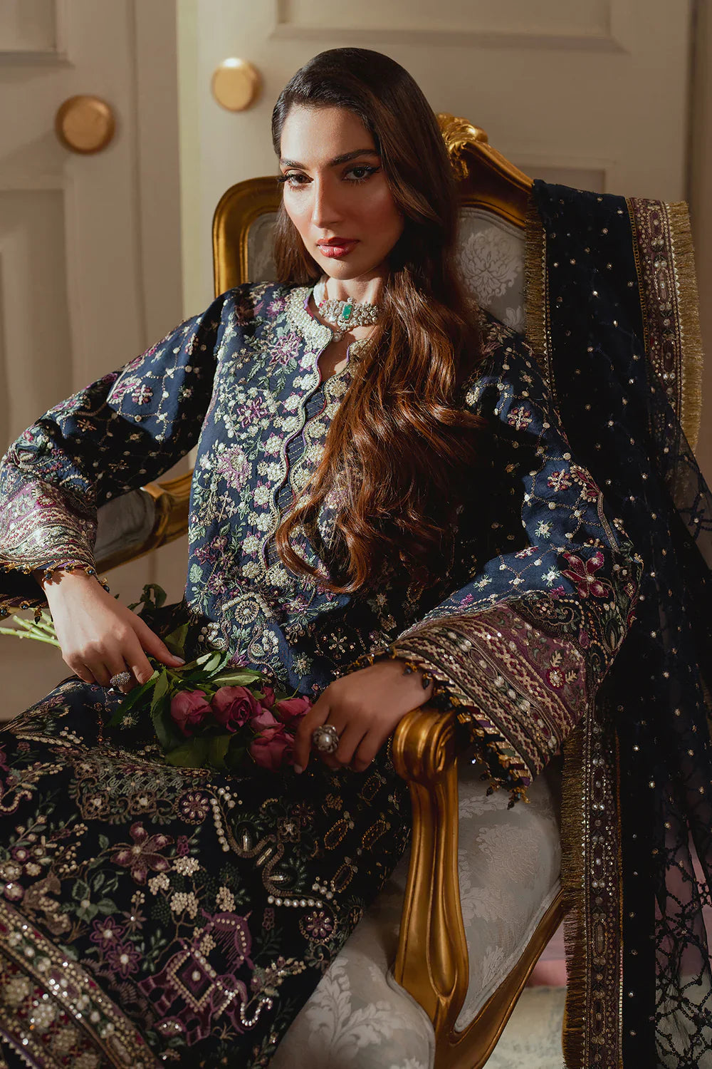EMBROIDERED SILK CH13-07