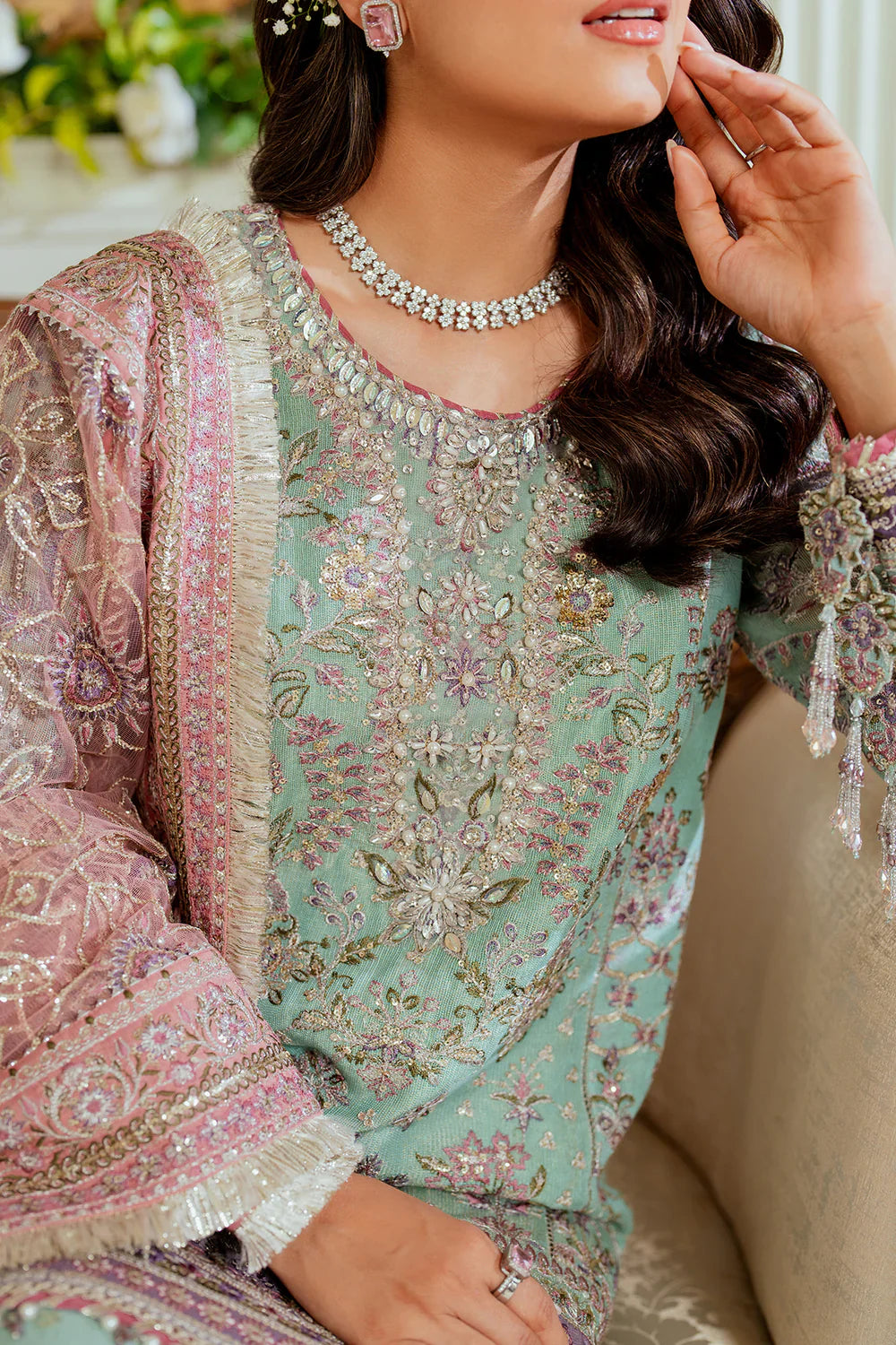 EMBROIDERED NET CH13-08