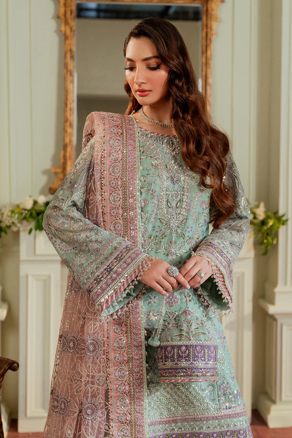EMBROIDERED NET CH13-08