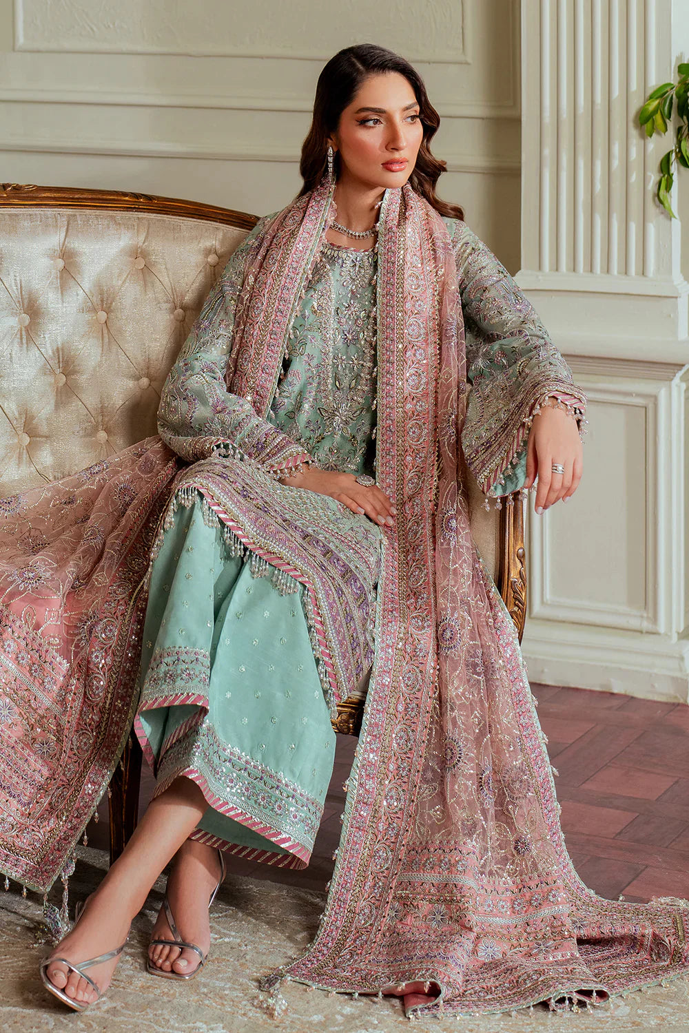 EMBROIDERED NET CH13-08