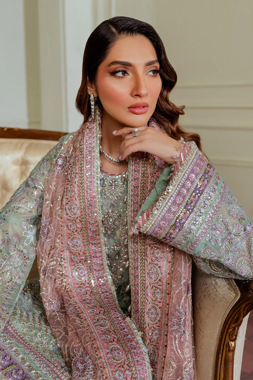 EMBROIDERED NET CH13-08