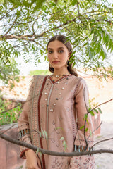 Exclusive Lawn Edit 1