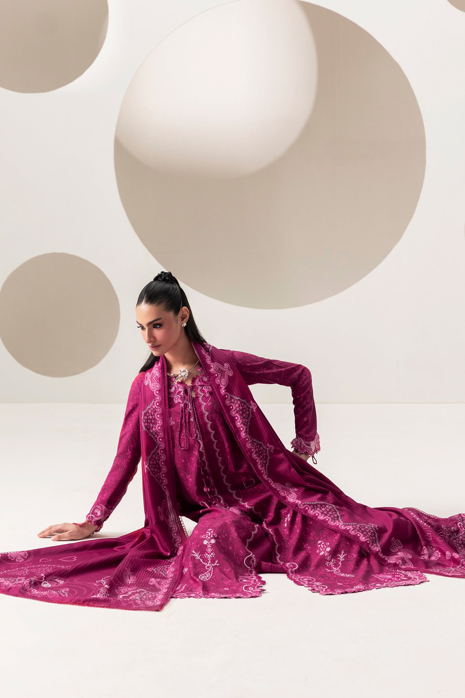 Qalamkar - QPrints Winter '26 - Linen - QPW-01 (B) Kaira