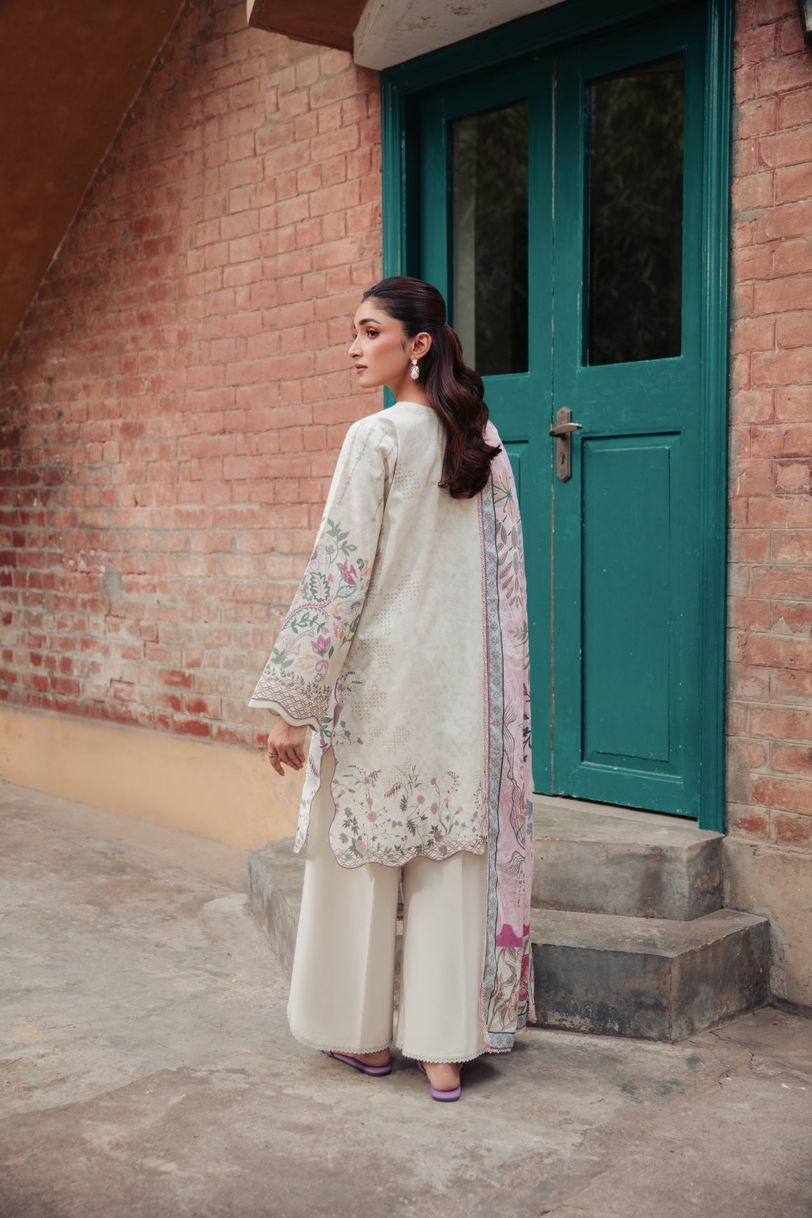 Lawn - Premium Prints - FFF- 11