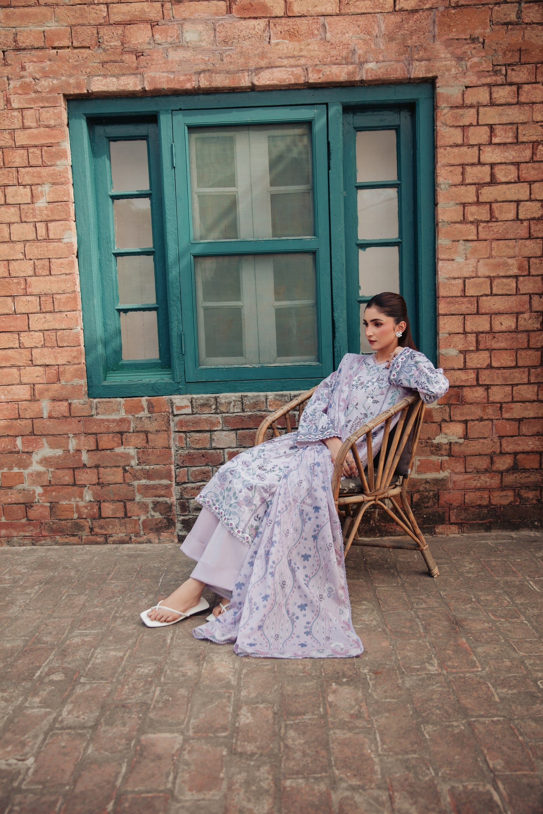 Lawn - Premium Prints - FFF- 9