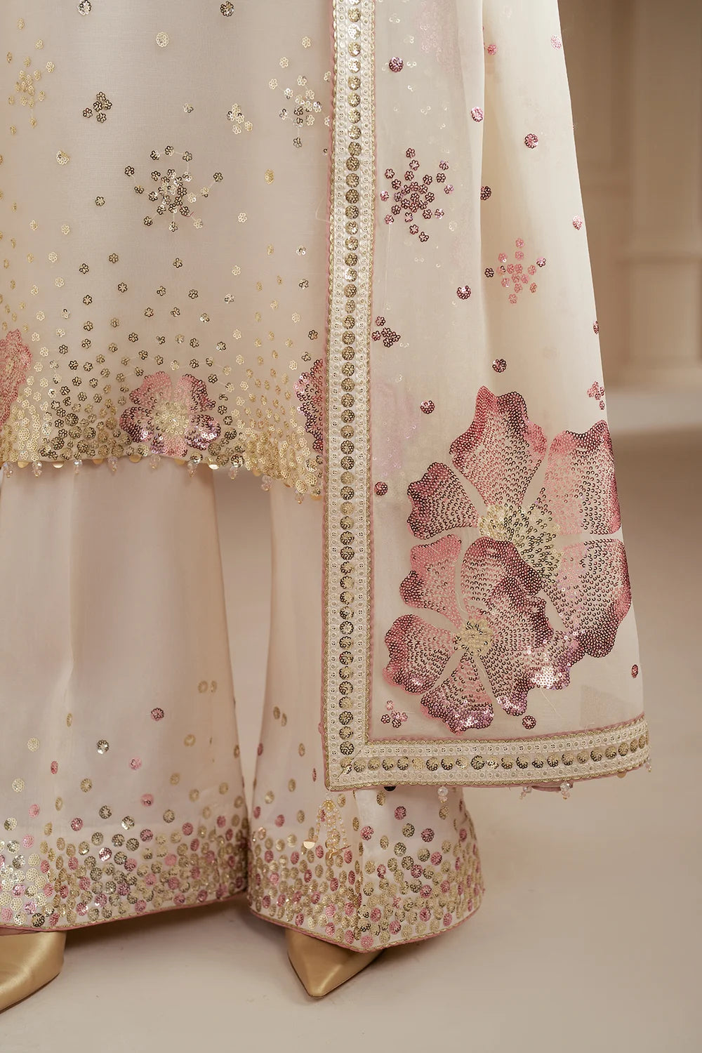 Jazmin - Embroidered Chiffon - UC-3069