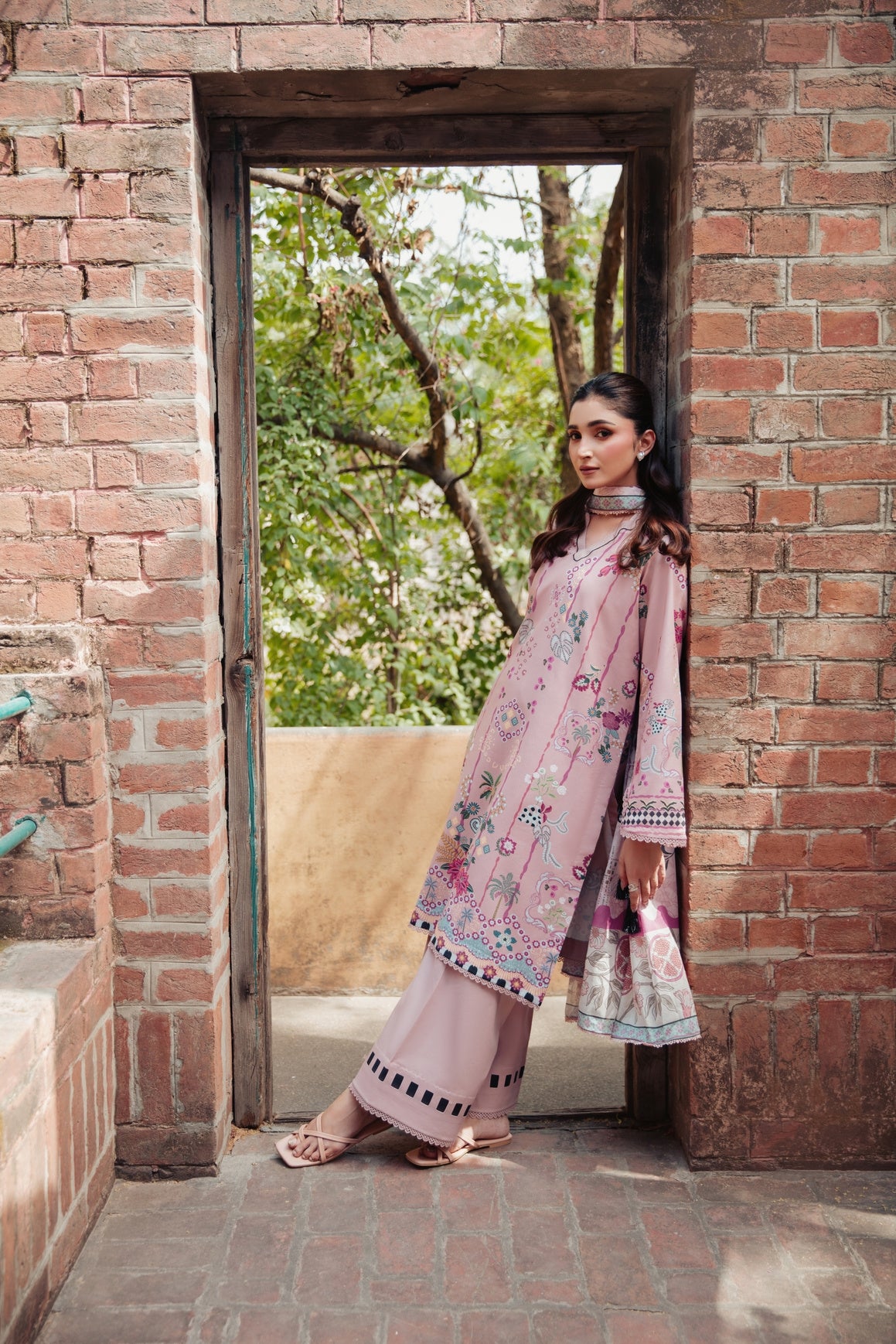 Lawn - Premium Prints - FFF- 7