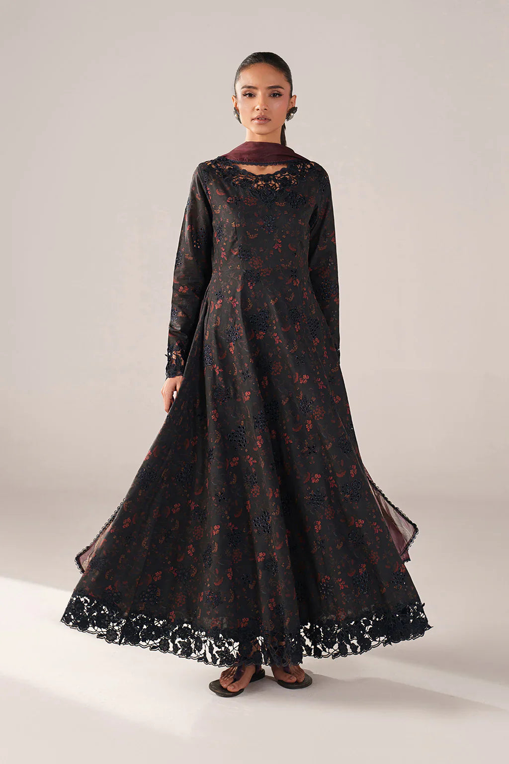 SS-09 Embroidered Lawn