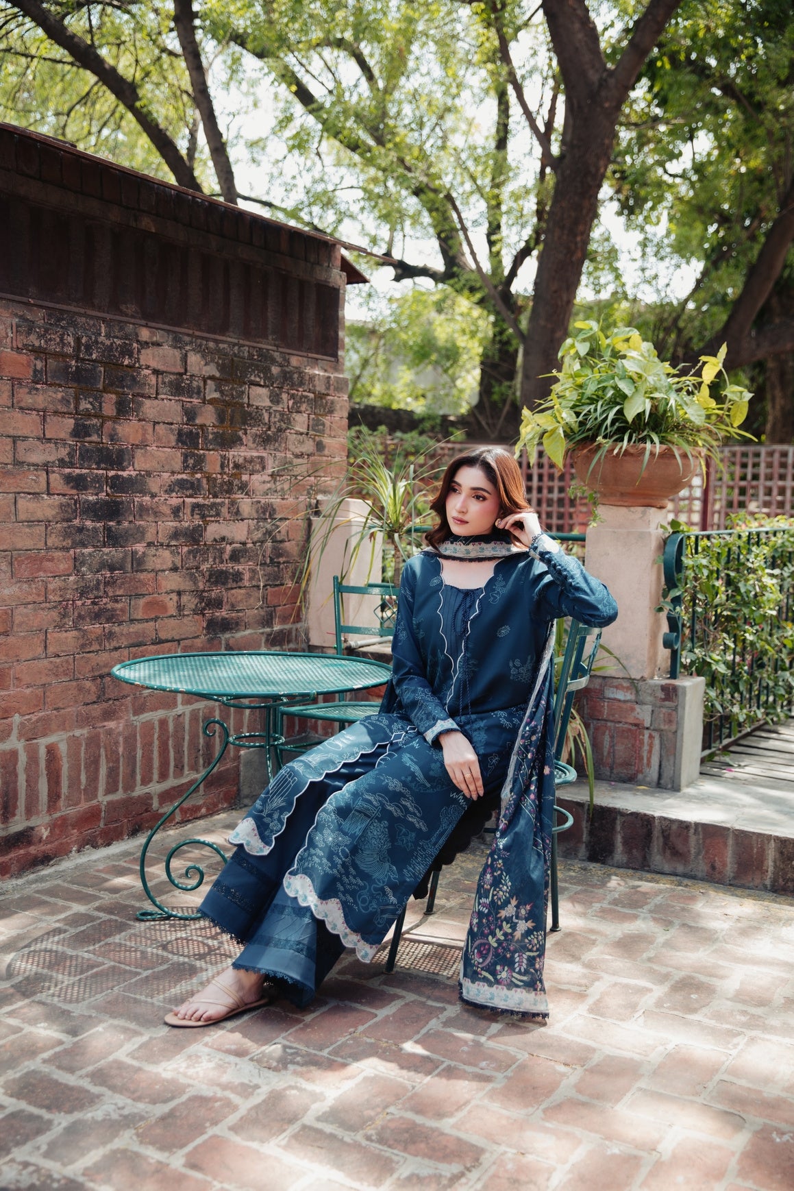 Lawn - Premium Prints - FFF- 4