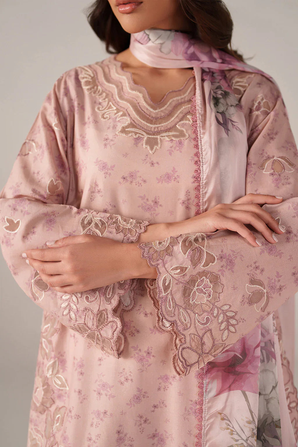 SS-05 Embroidered Lawn