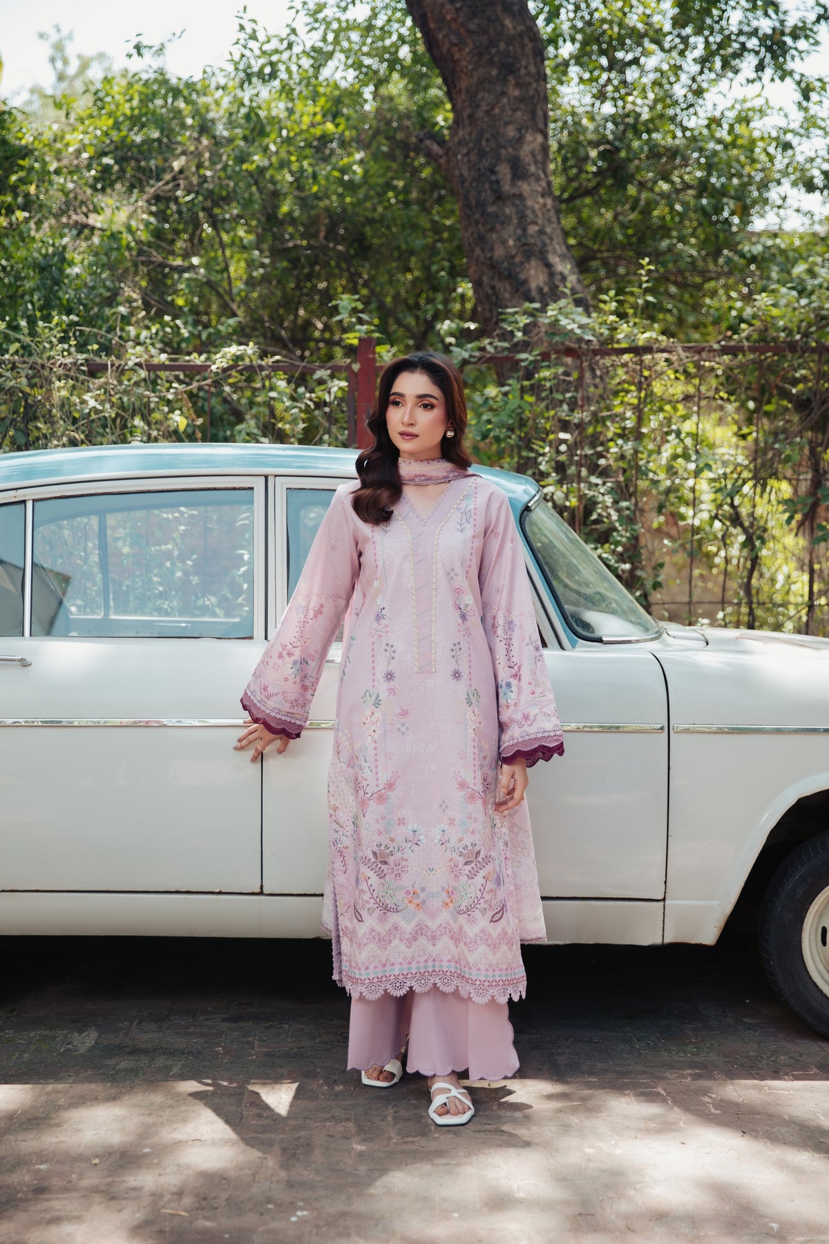 Lawn - Premium Prints - FFF- 1