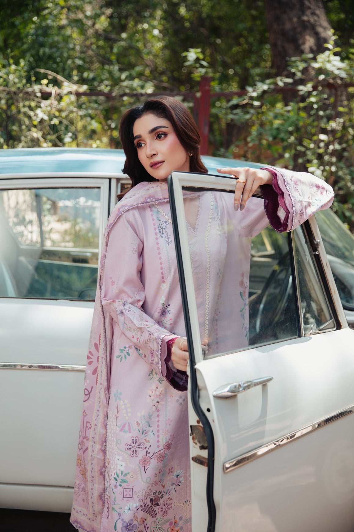 Lawn - Premium Prints - FFF- 1