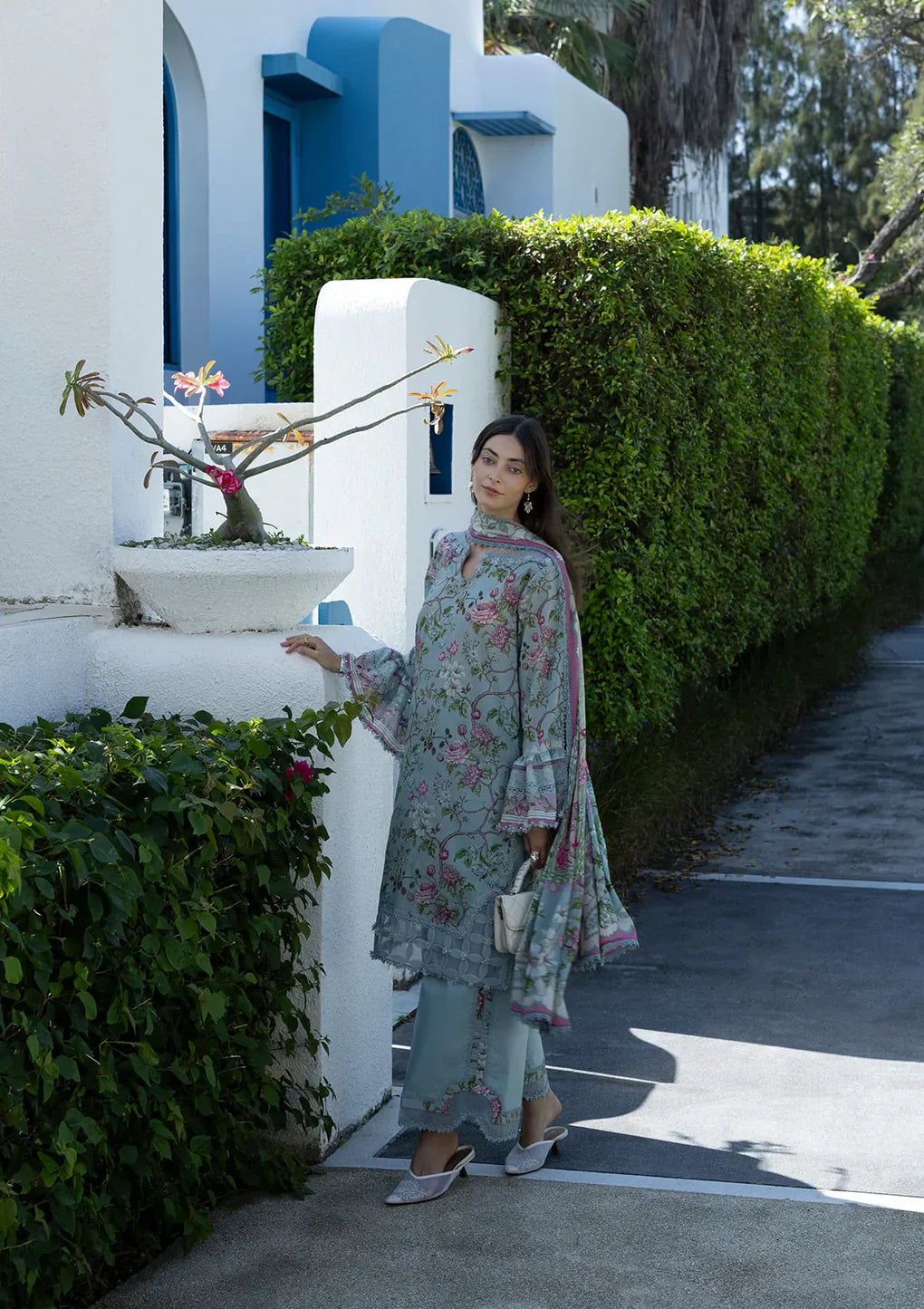 EPN-8A EIRINI BLOOM