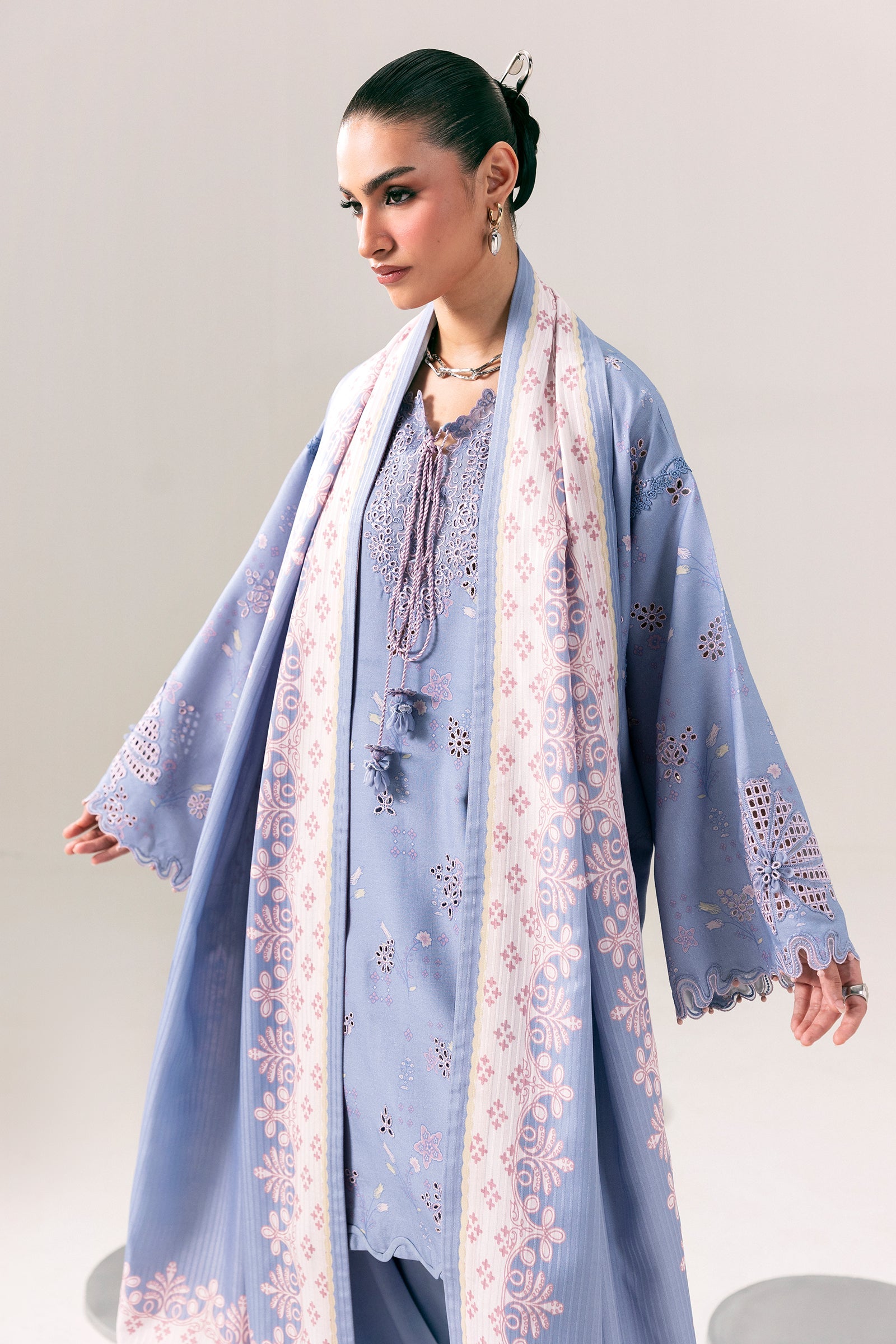 Qalamkar - QPrints Winter '26 - Linen - QPW-06 (A) Beena