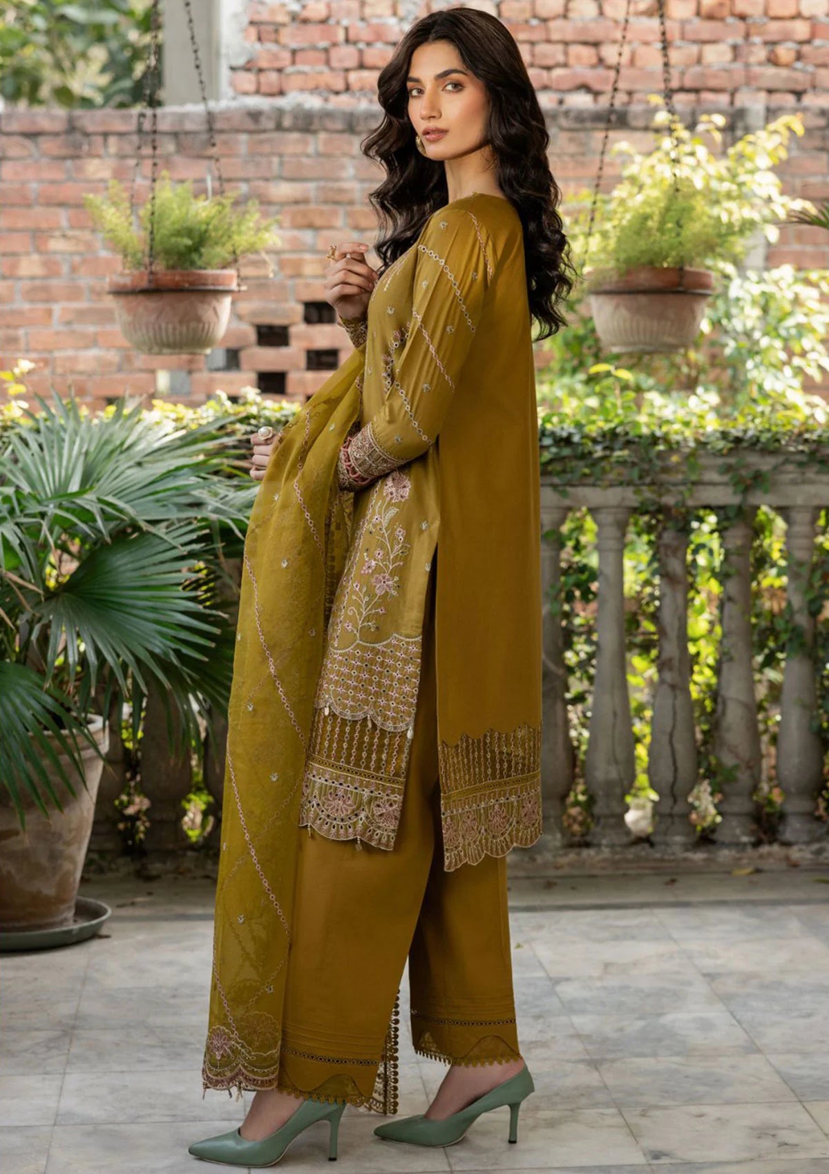 Farasha - Bahar - Embroidered Lawn 08 - Summer Bloom