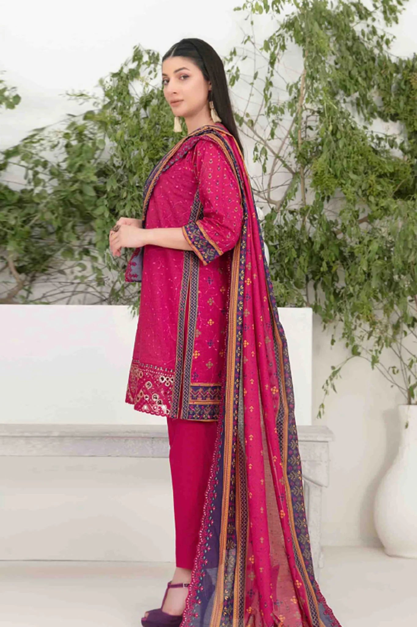 Tawakkal - Shazmina Print Embroidered Lawn D-1052