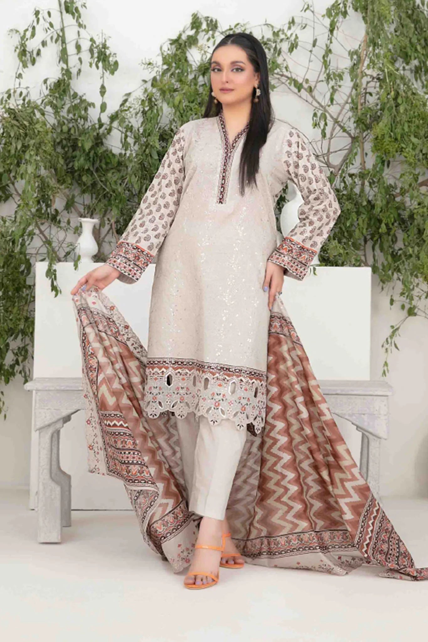 Tawakkal - Shazmina Print Embroidered Lawn D-1054