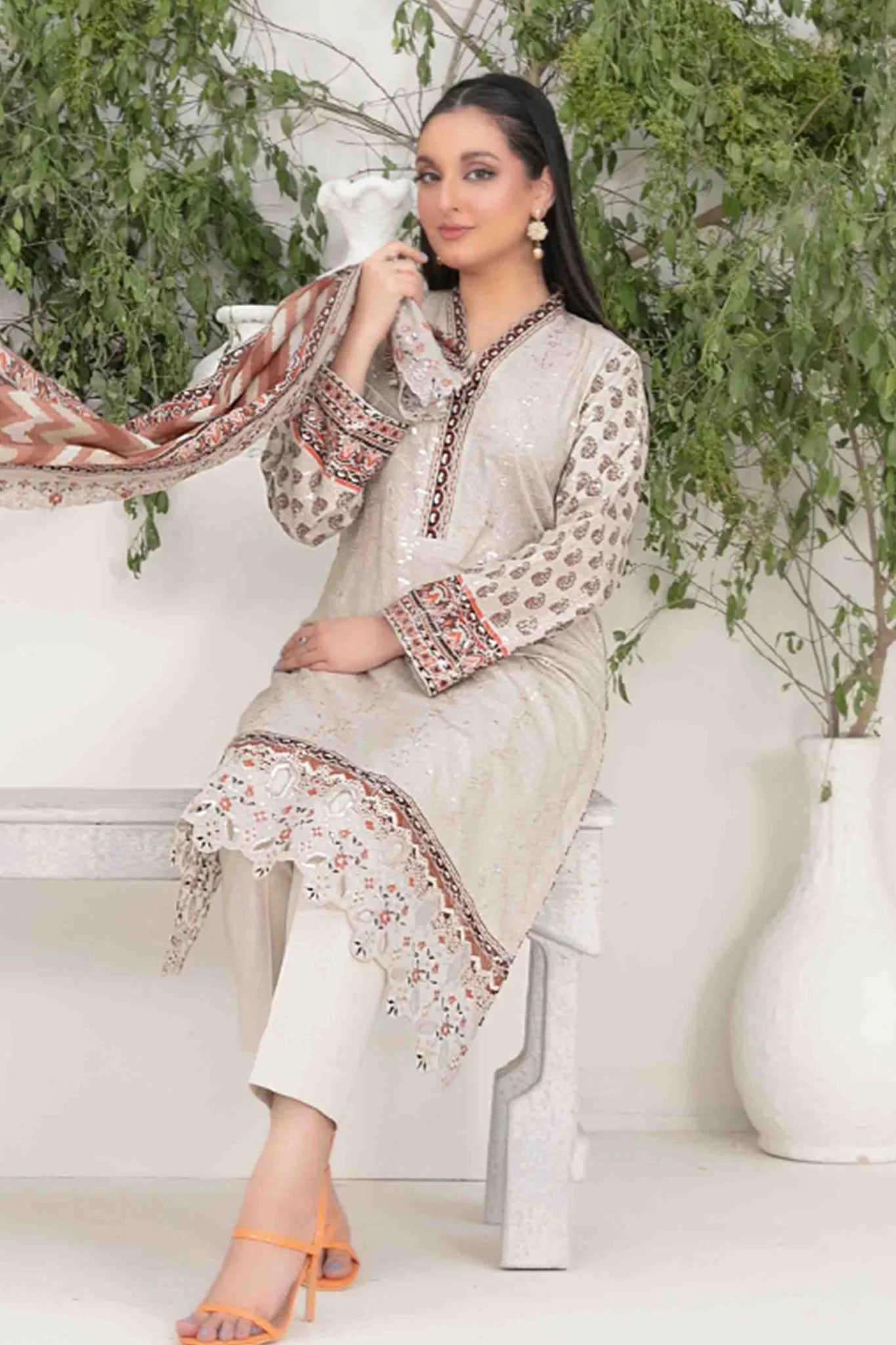 Tawakkal - Shazmina Print Embroidered Lawn D-1054