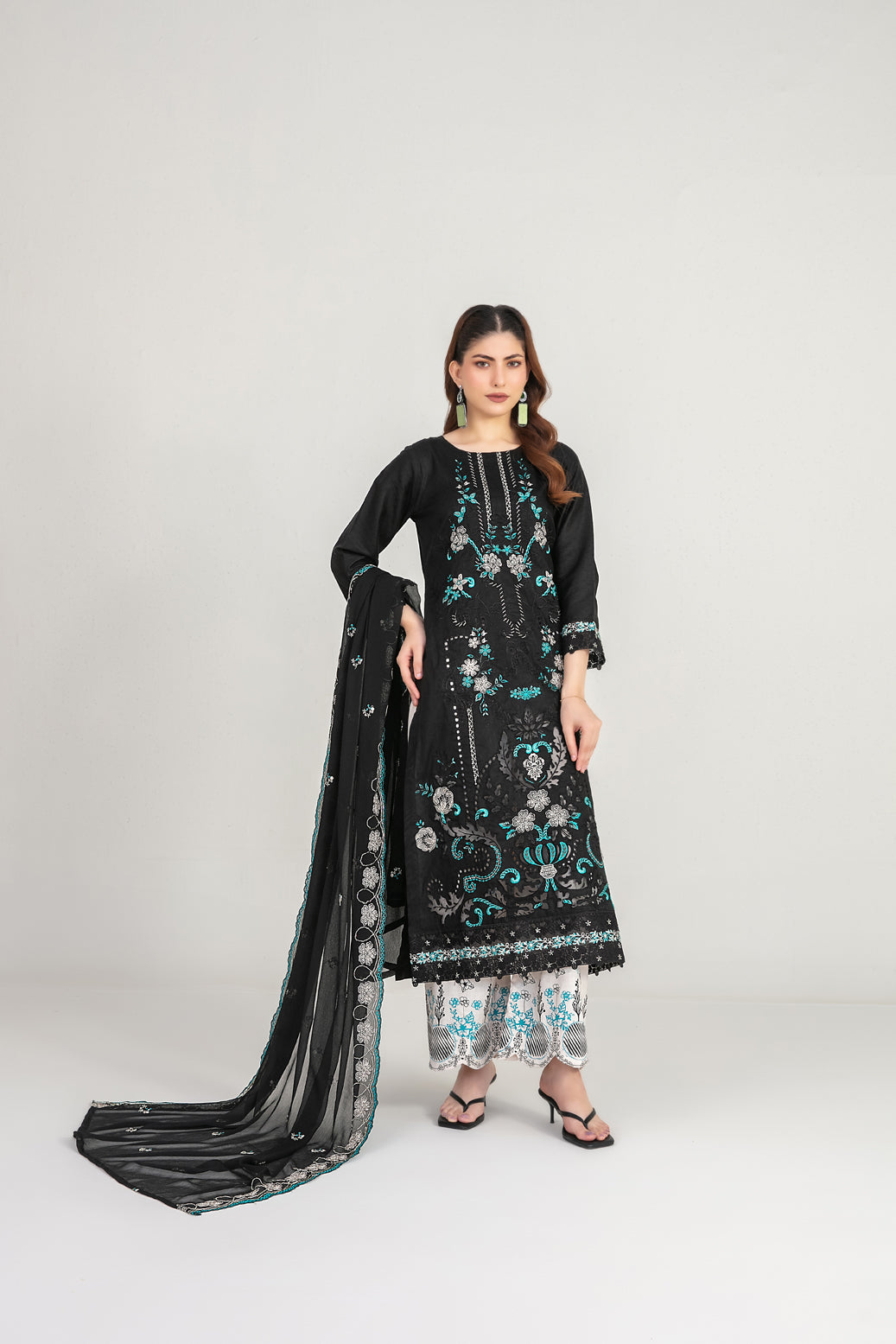 Tawakkal - Iryssa V1 - Embroidered Staple - D-5528