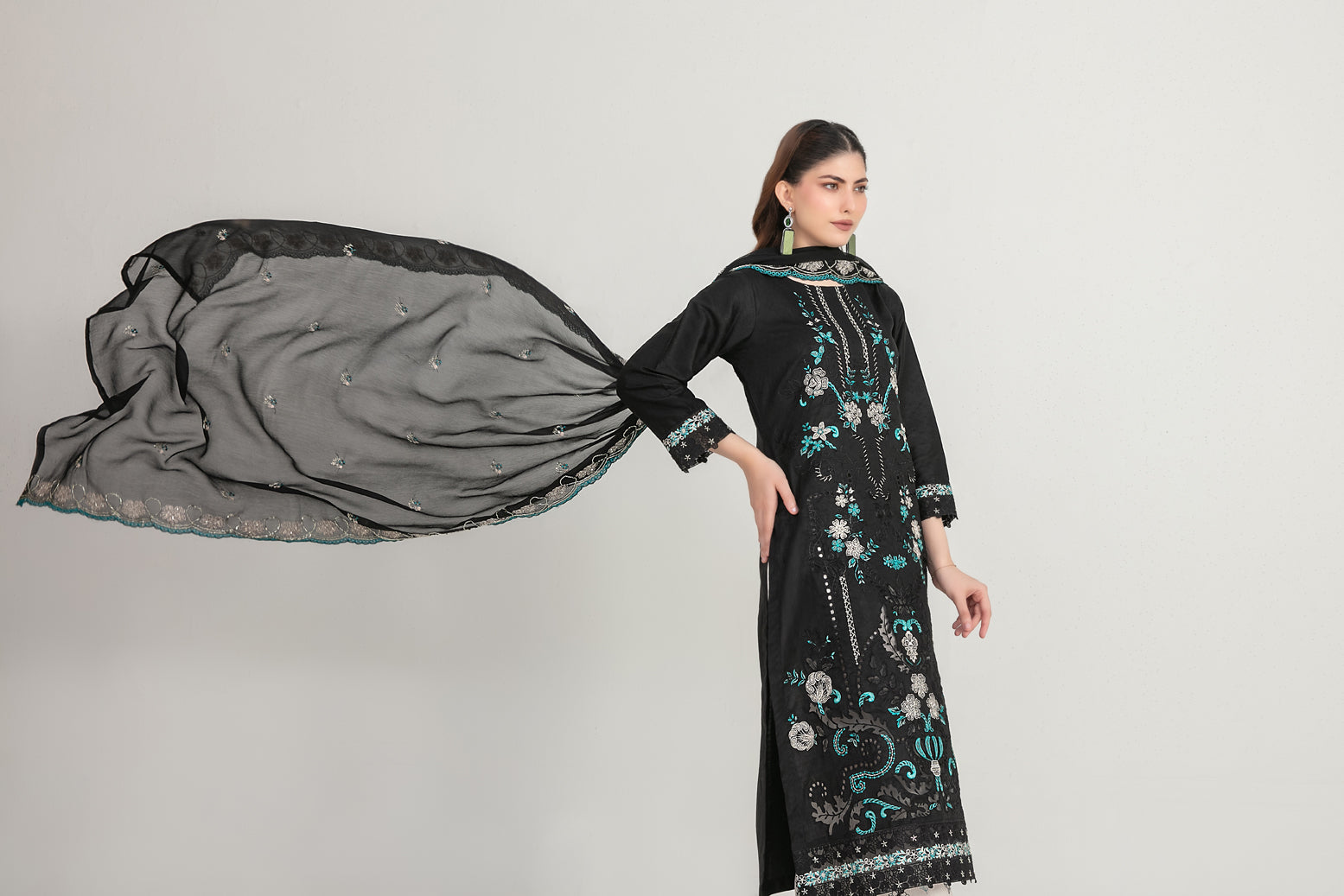 Tawakkal - Iryssa V1 - Embroidered Staple - D-5528