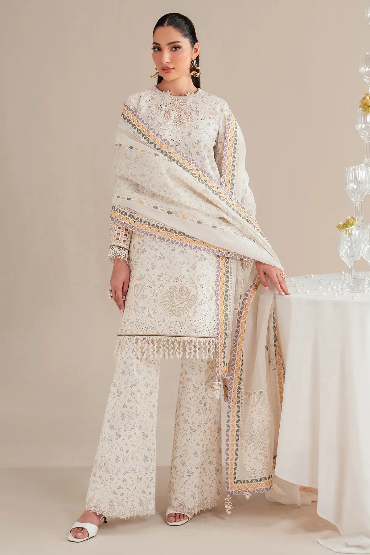 EMBROIDERED LAWN IL25-D09