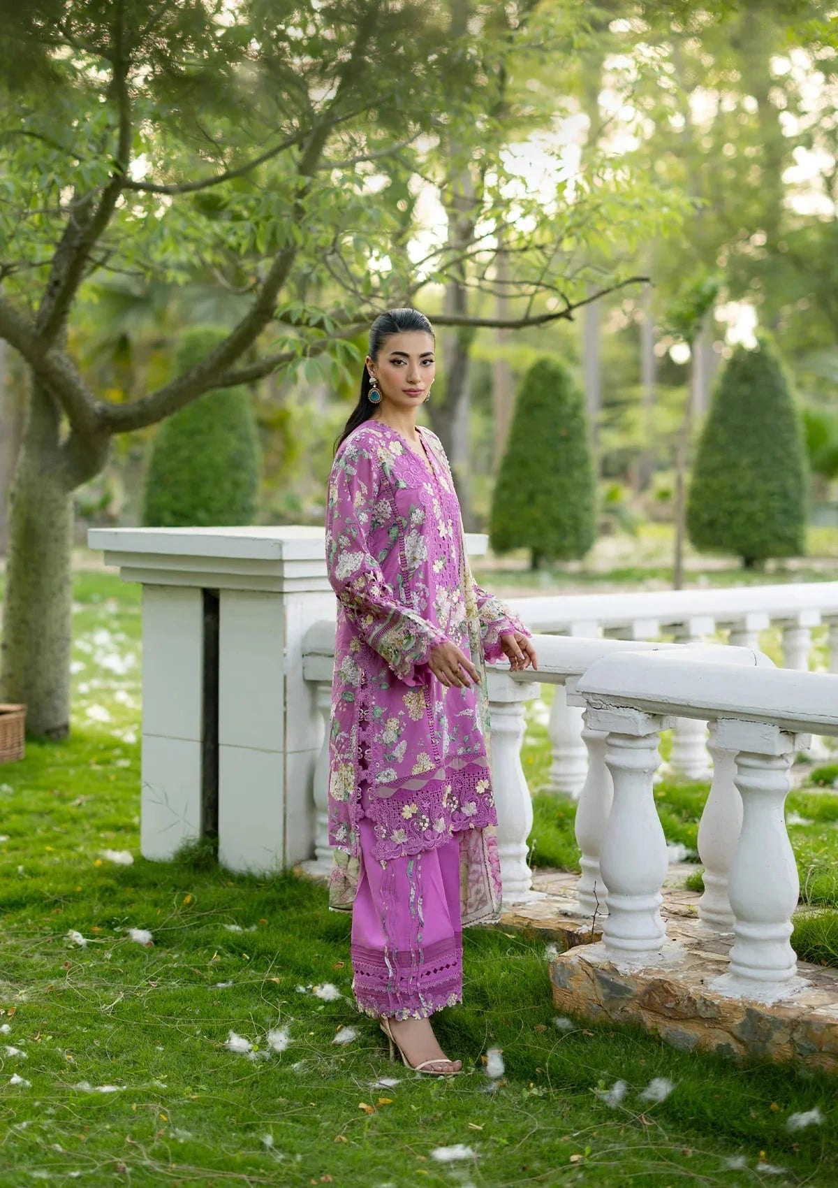 LAWN - Signature Vol II '26 - ESG-7B KIARA