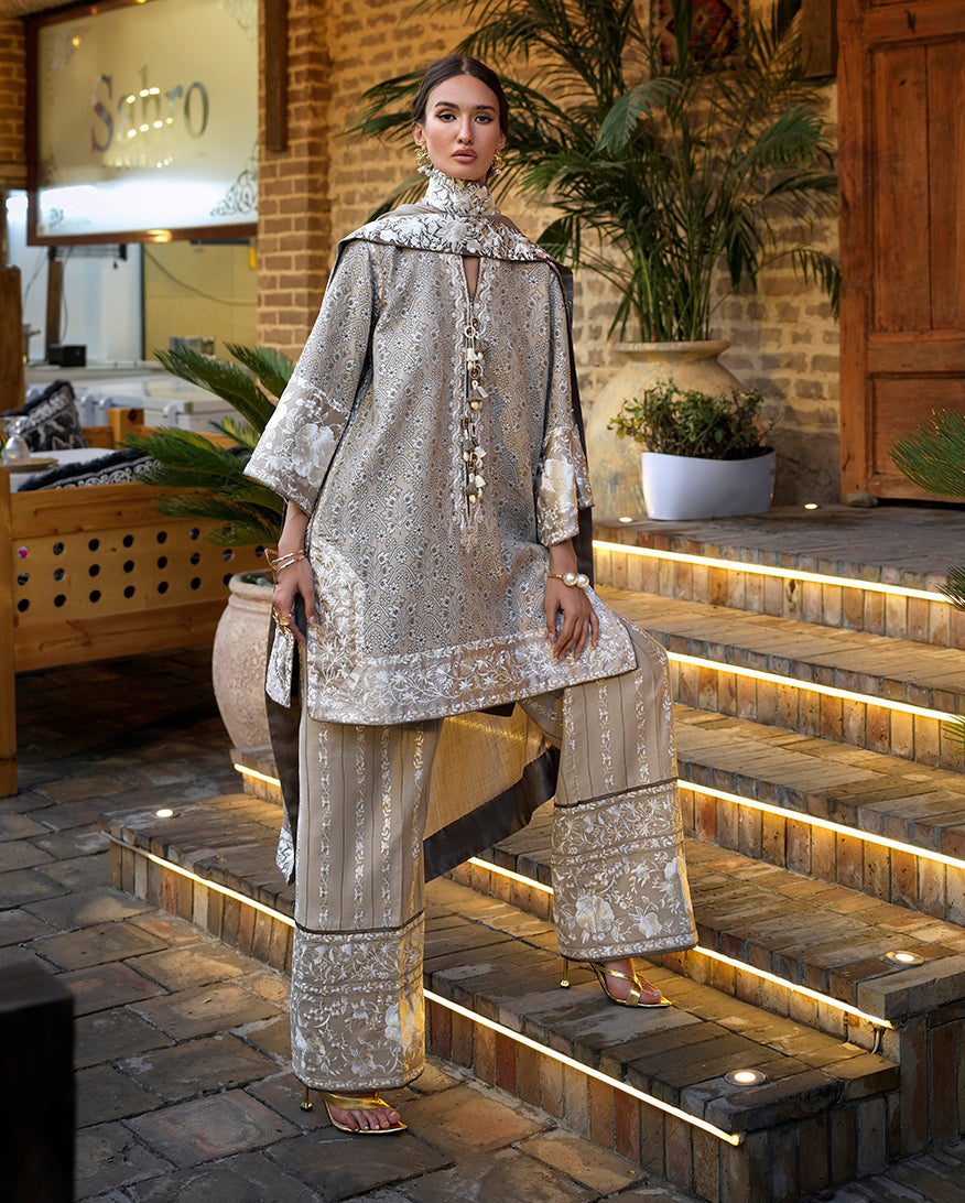 Mushq Eastern Empress
