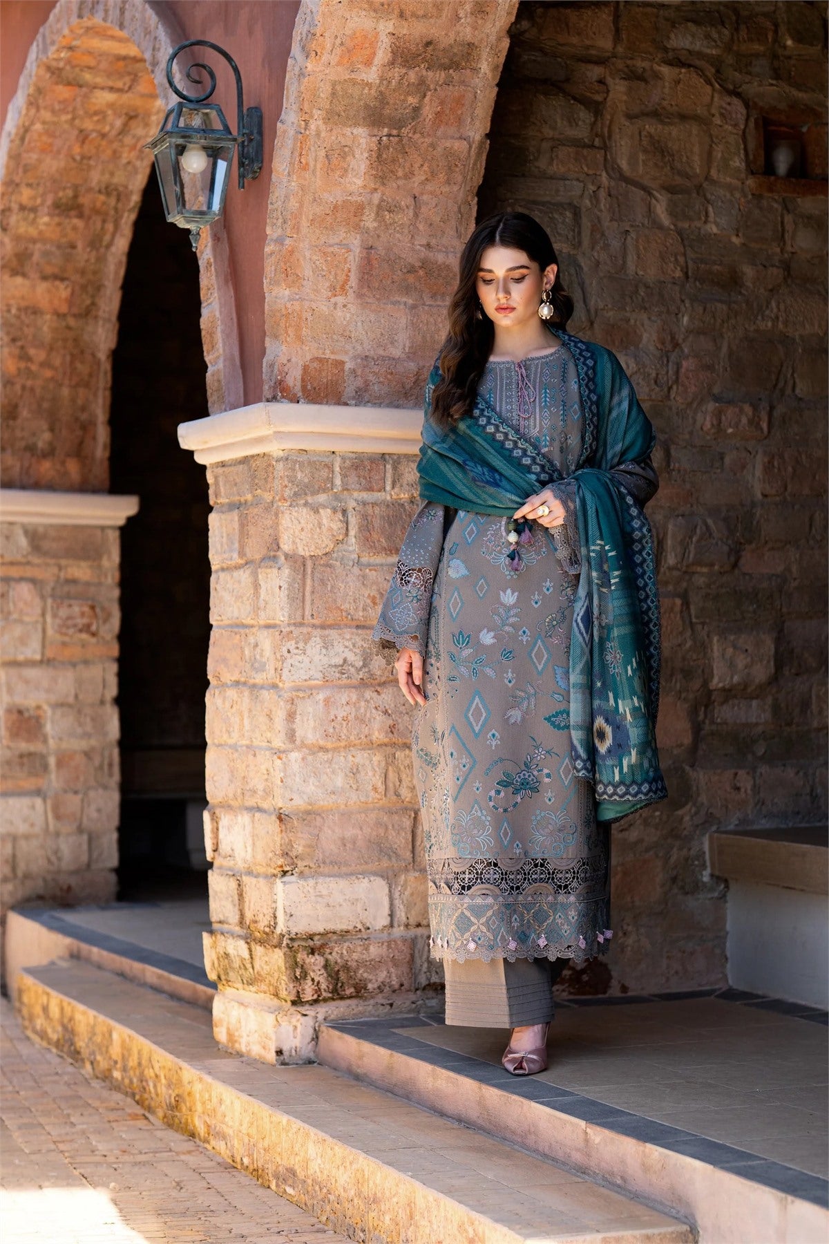 Florent - Serenity III - Embroidered Karandi - Sia
