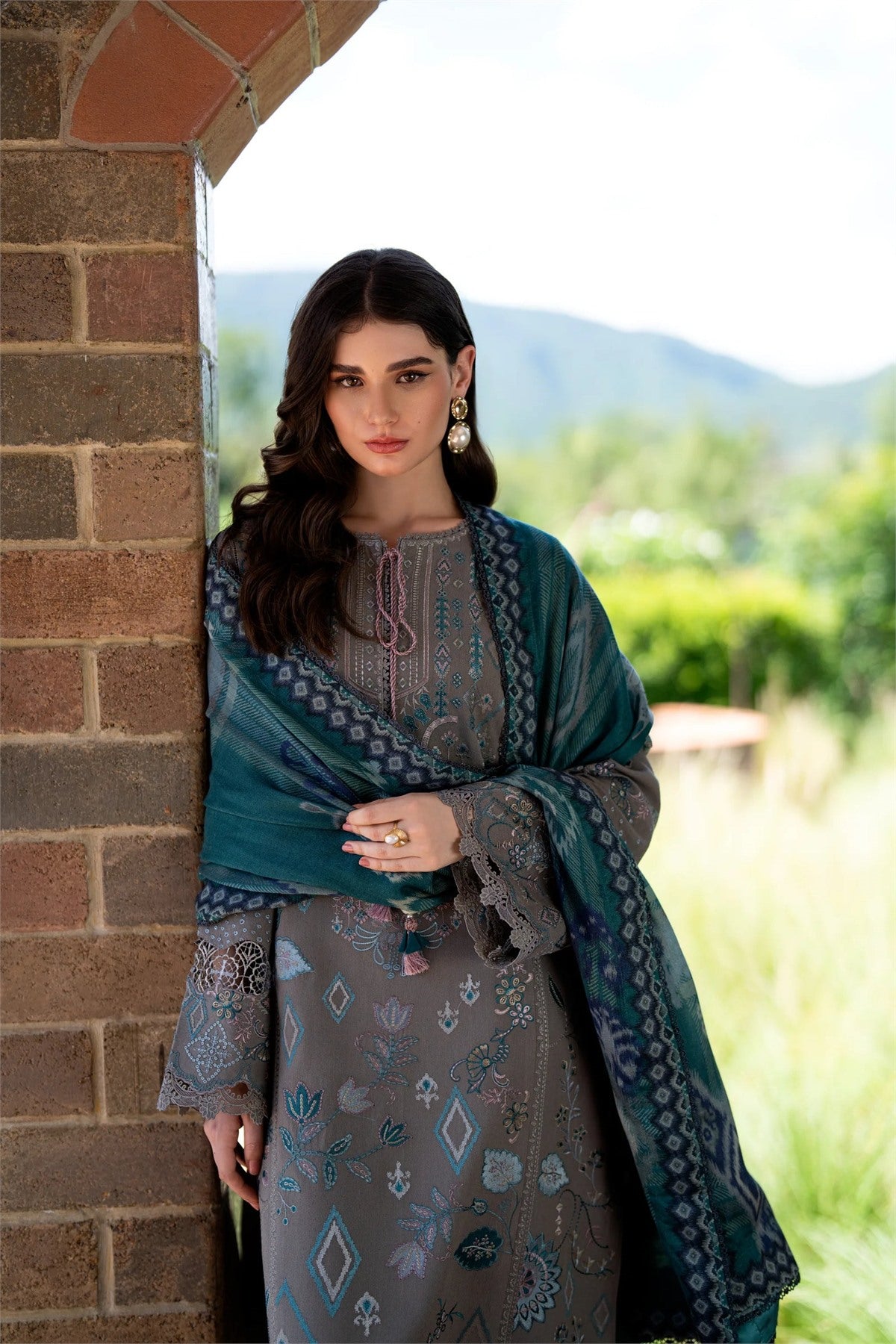 Florent - Serenity III - Embroidered Karandi - Sia