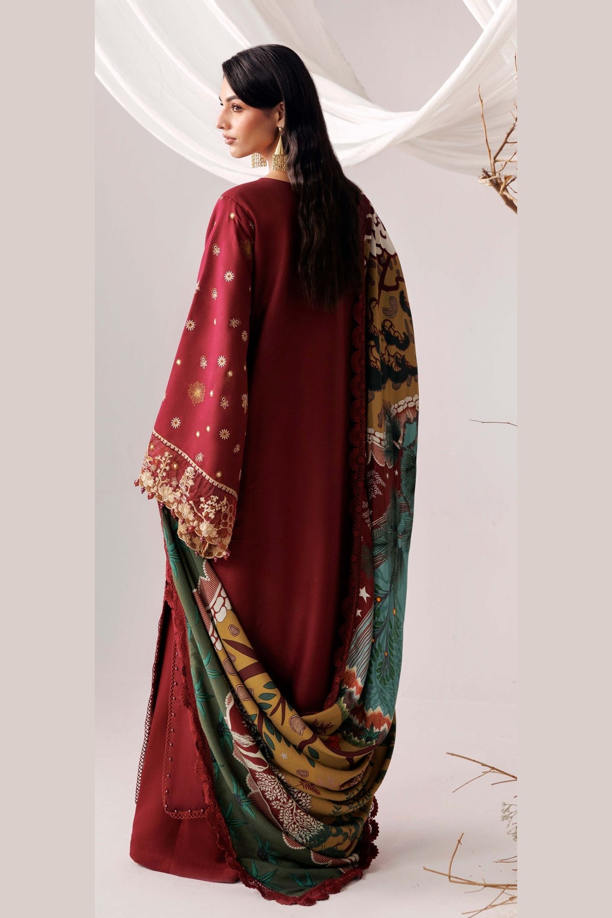 Naqsh Maroon Oak-00290