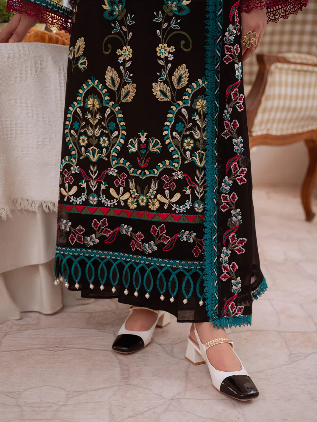 Mahnur - Shanaya - Embroidered Lawn - SN-08