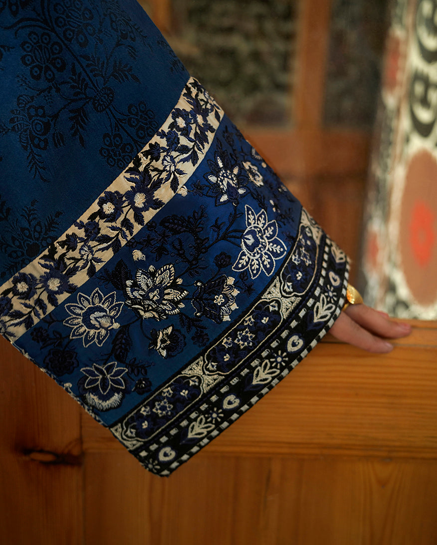 Mushq Sapphire Sultana