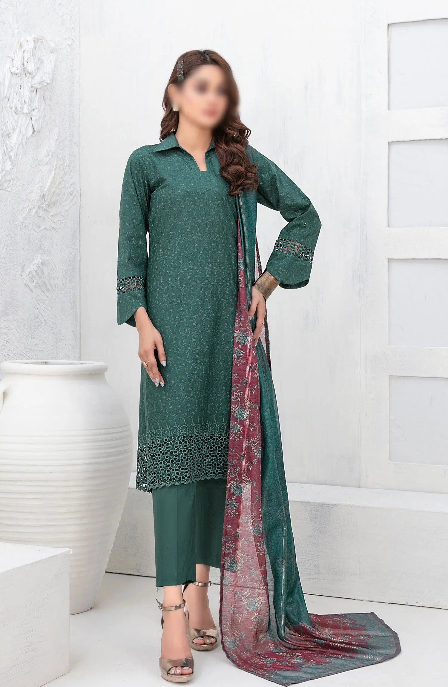 Tawakkal - Pegah Embroidered Schiffli Lawn D-2147