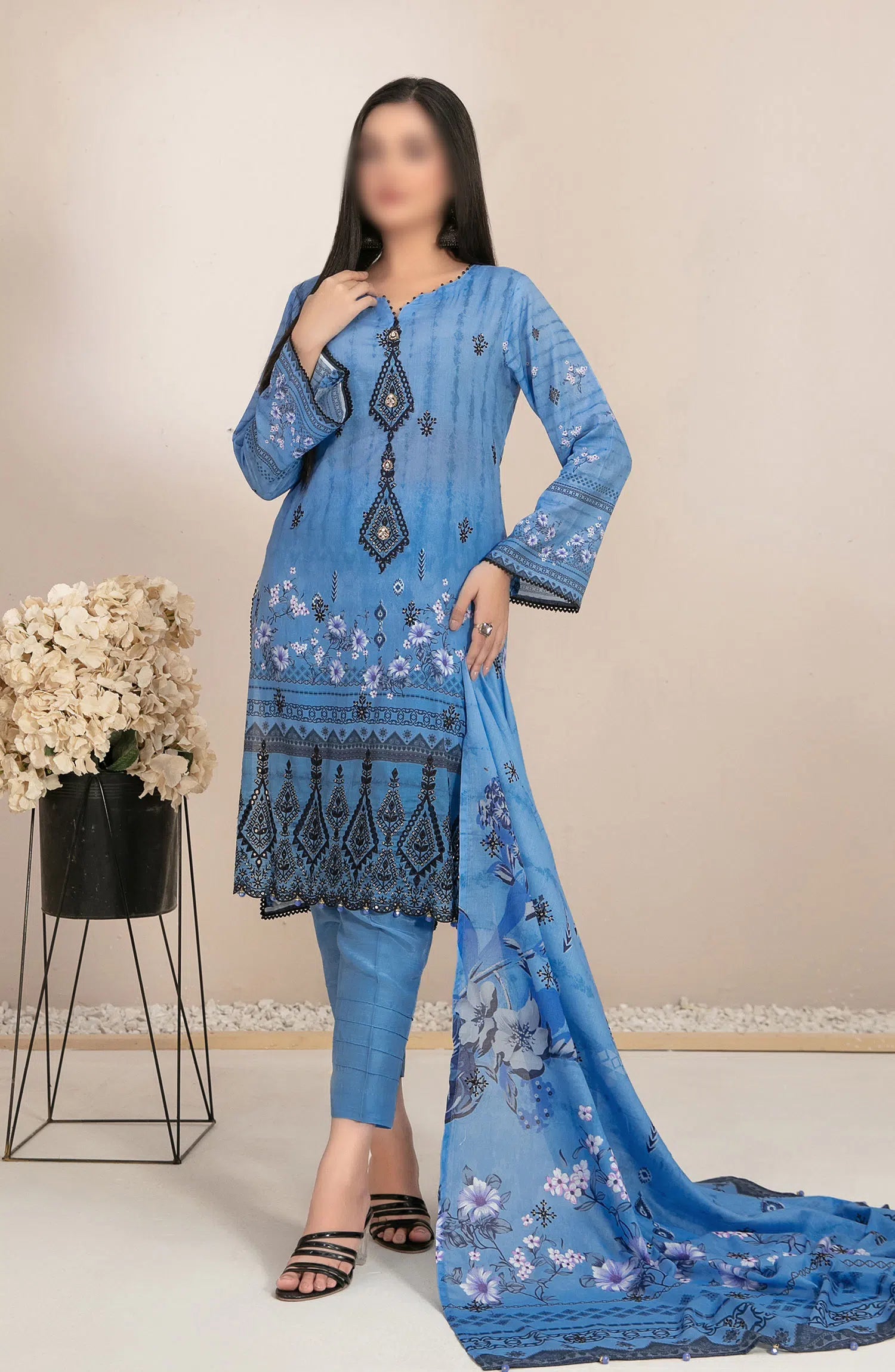 Tawakkal - Roha Print Embroidered Lawn D-9328