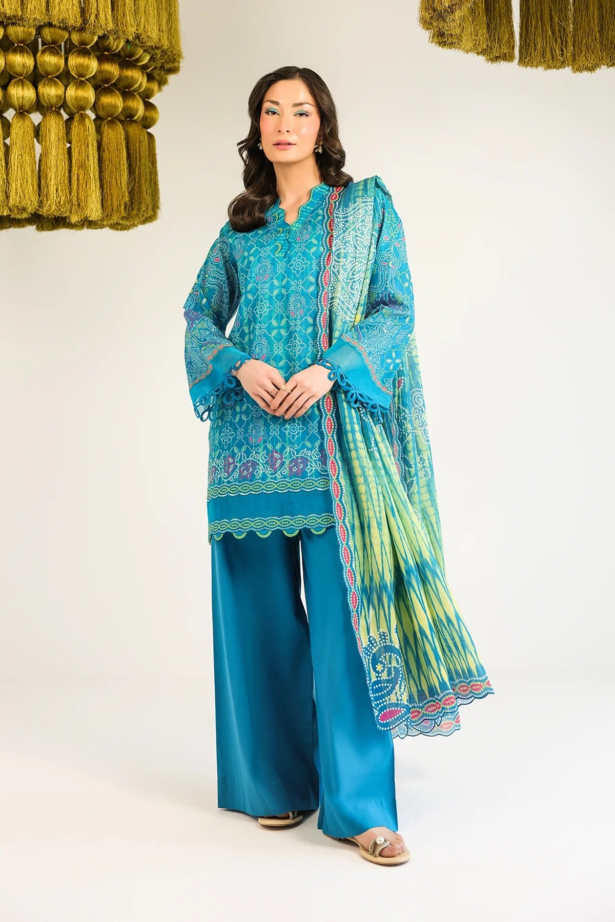 LAWN - Rhea - Emerald Echo