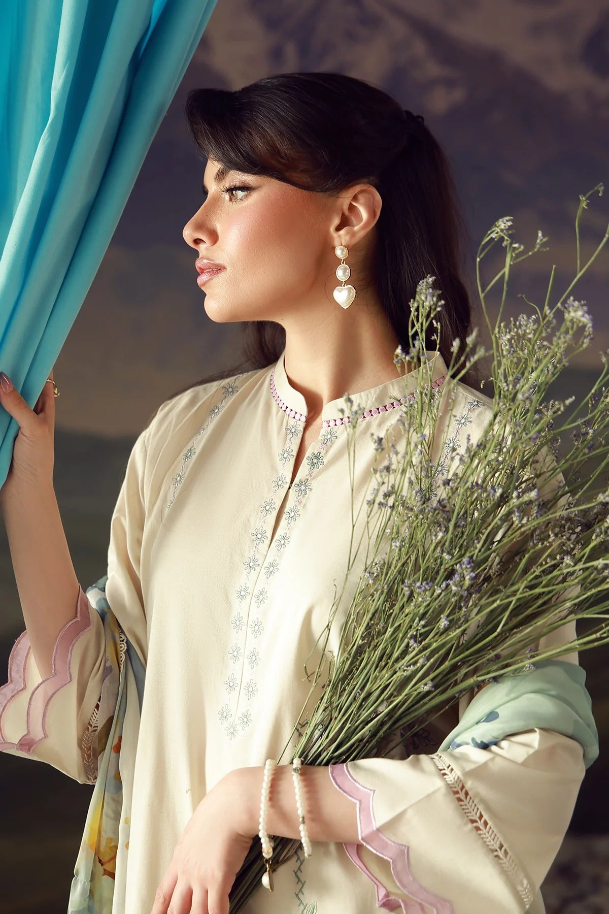 LAWN - Festive Edit - Vol 2 - Ivory Bloom