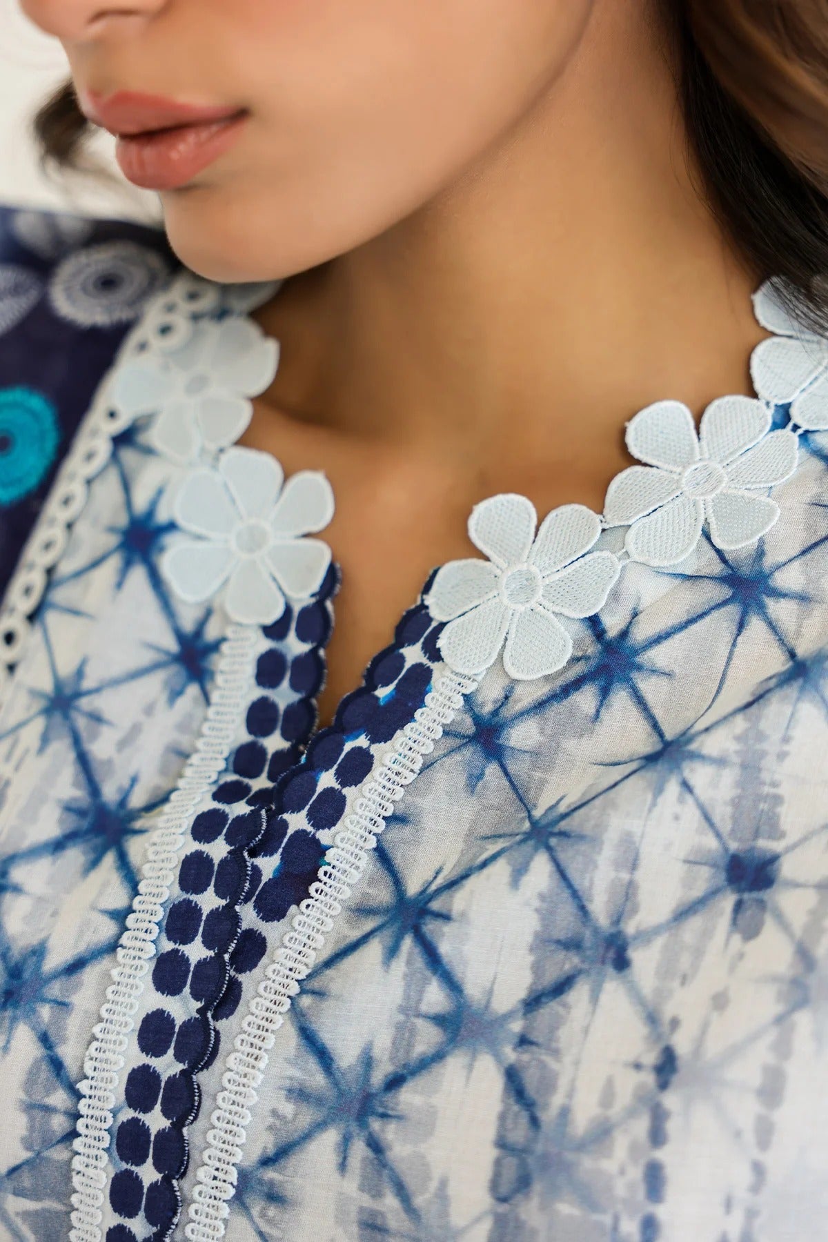 LAWN - Rhea - Indigo Lattice