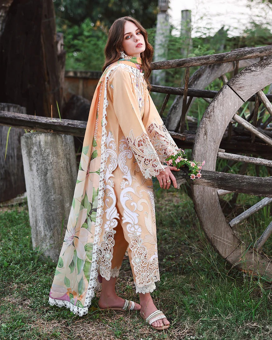 LAWN - The Secret Garden - Wisteria Veil