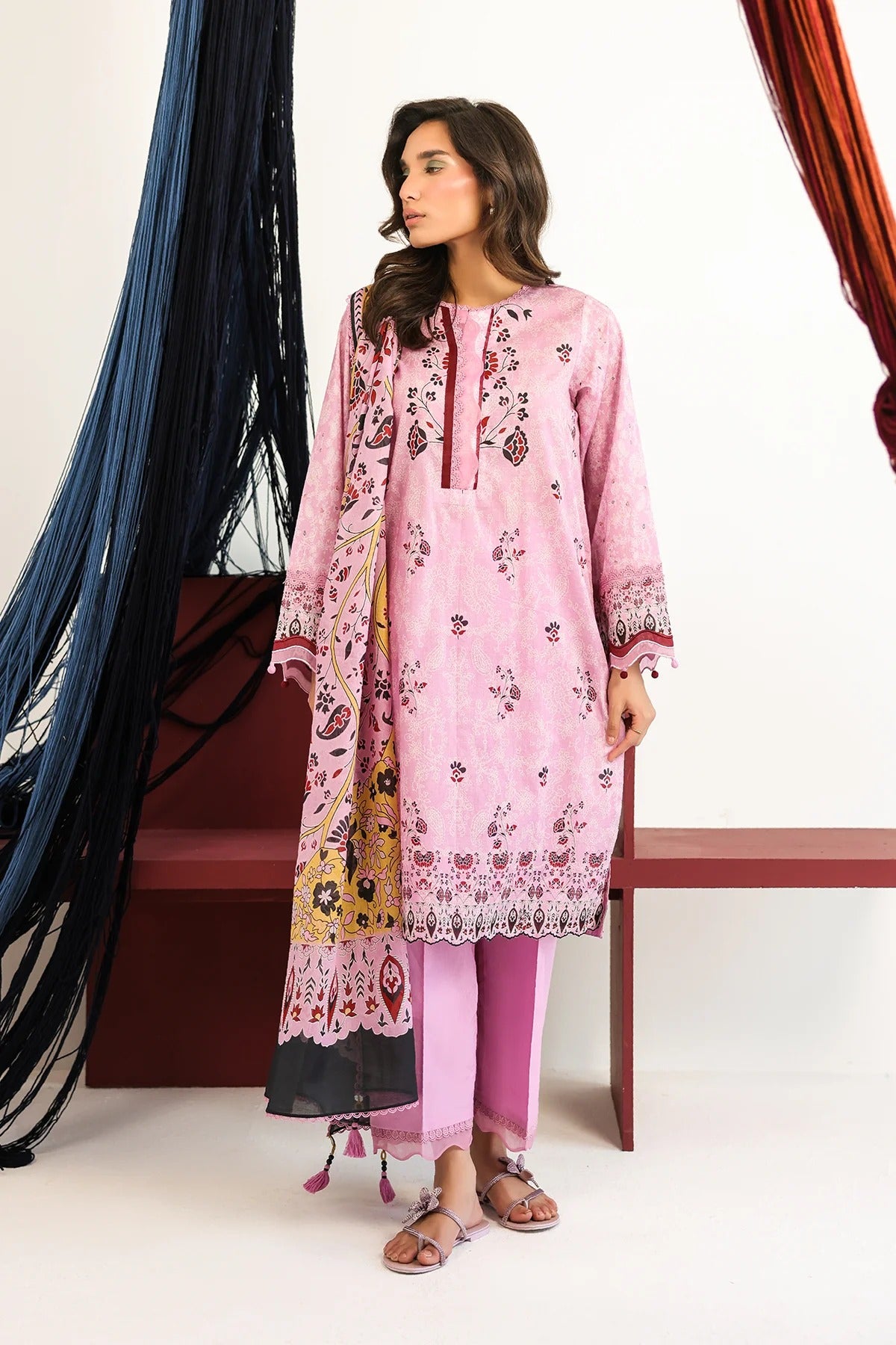 LAWN - Rhea - Mauve Tapestry