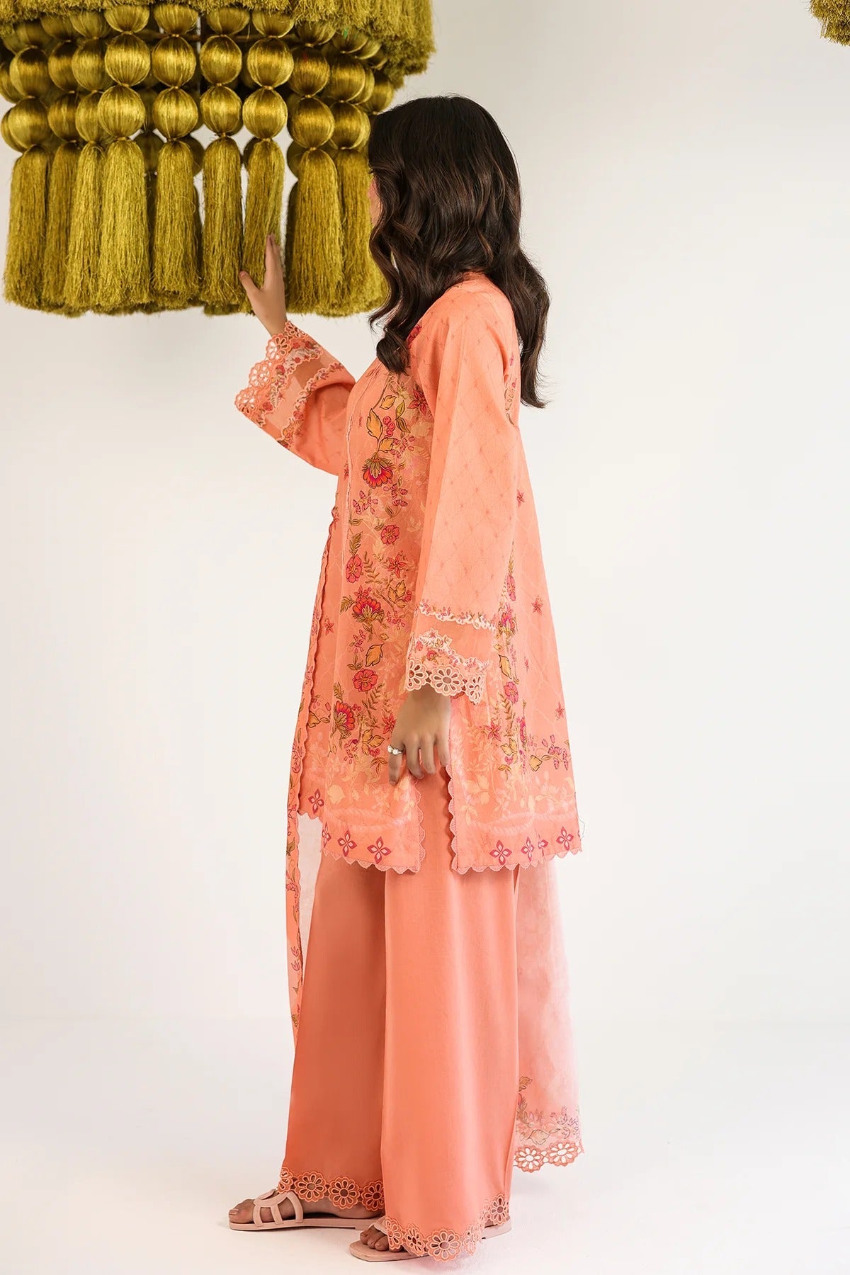 LAWN - Rhea - Apricot Whisper