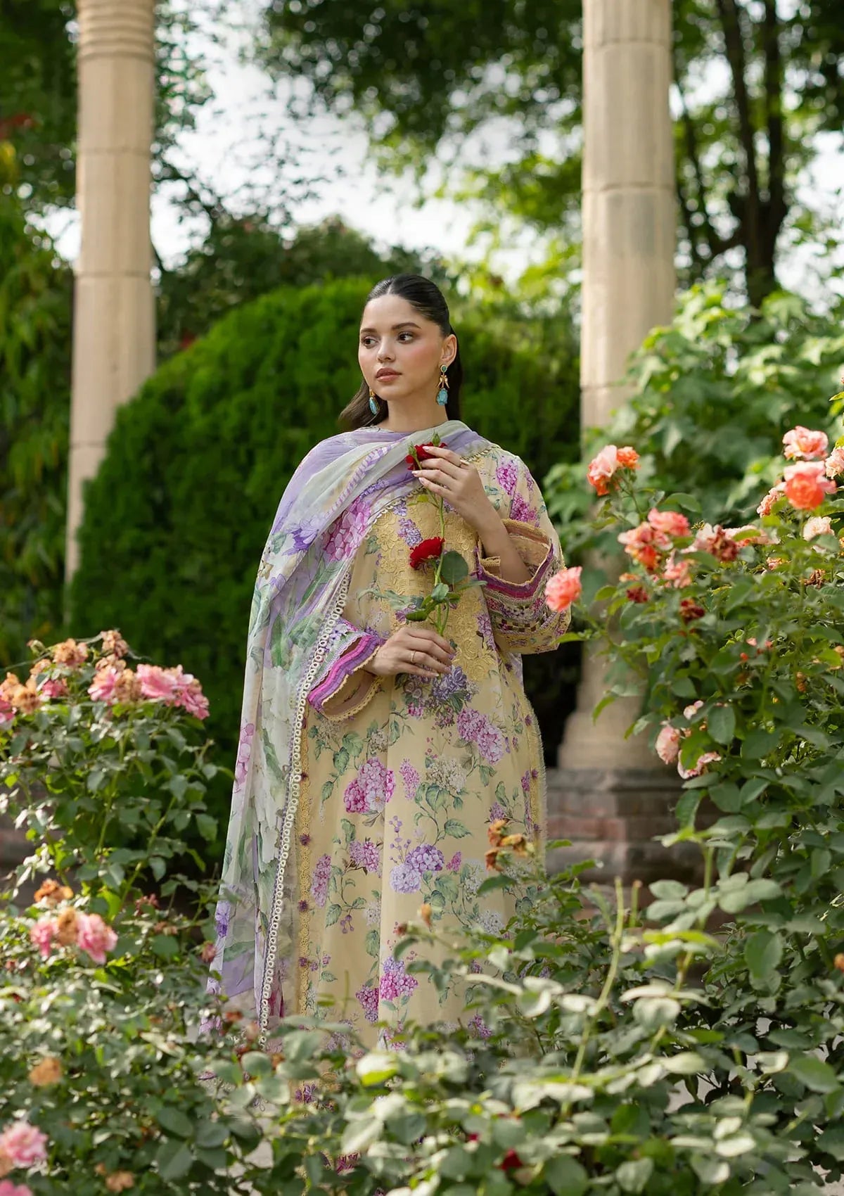 LAWN - Signature Vol II '26 - ESG-7A STELLA