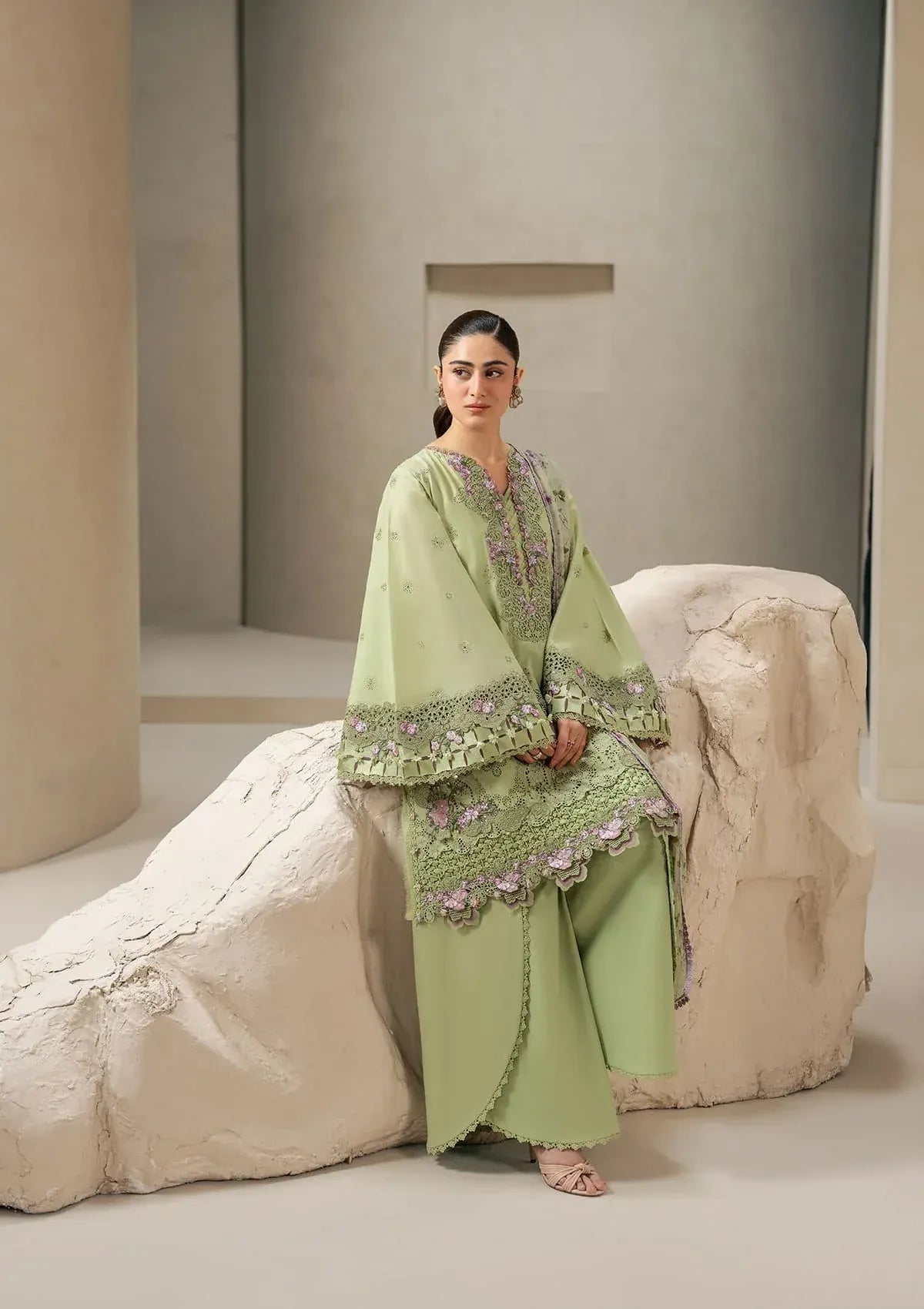 Elaf Premium - E-Craft Chikankari Lawn - EHC-6A BASIL