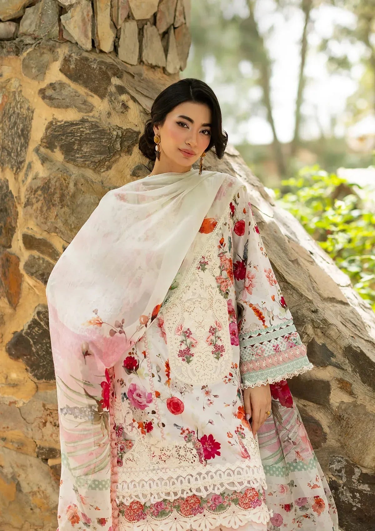 LAWN - Signature Vol II '26 - ESG-4A CLAIRE