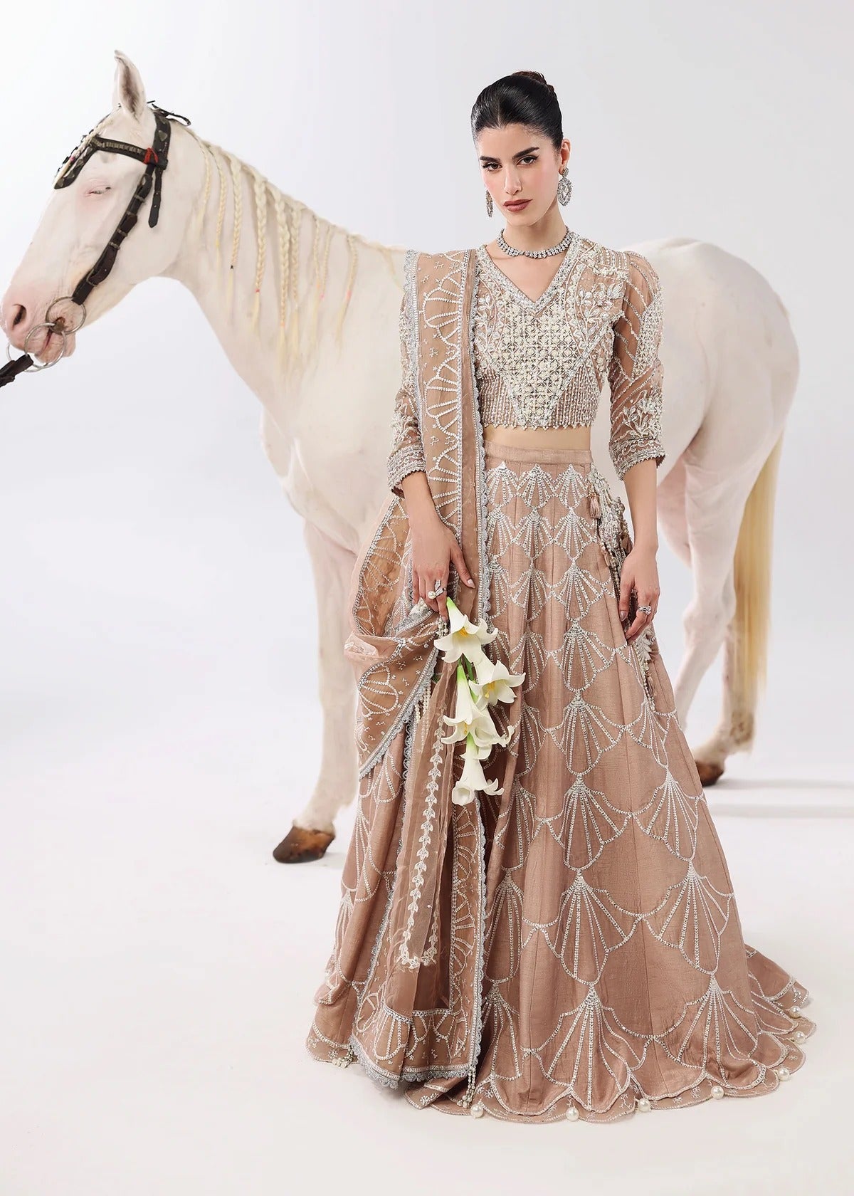 L'amore Luxury Handwork Edit 25 - Silk Whisper