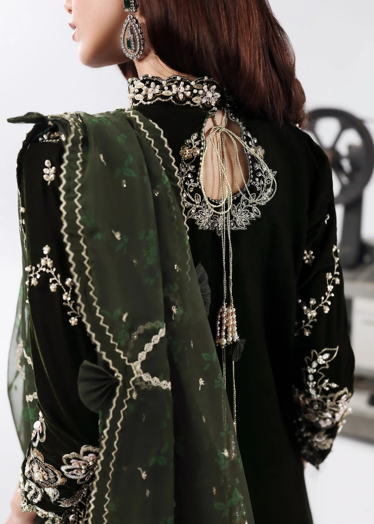 L'amore Luxury Handwork Edit 25 -   Velvet Dream